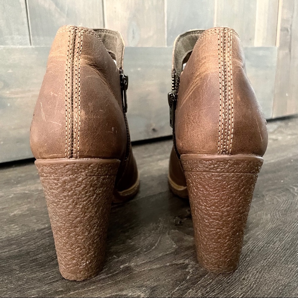 Timberland ’Glancy’ Ruched Peep Toe Boots - Picture 6 of 15